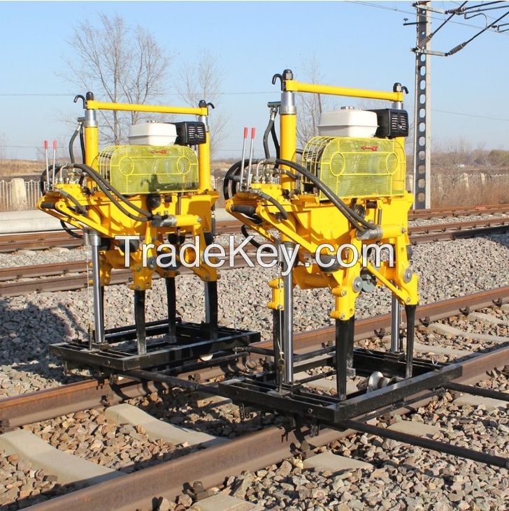 Hydraulic rail tamping machine for track ballast tamping work