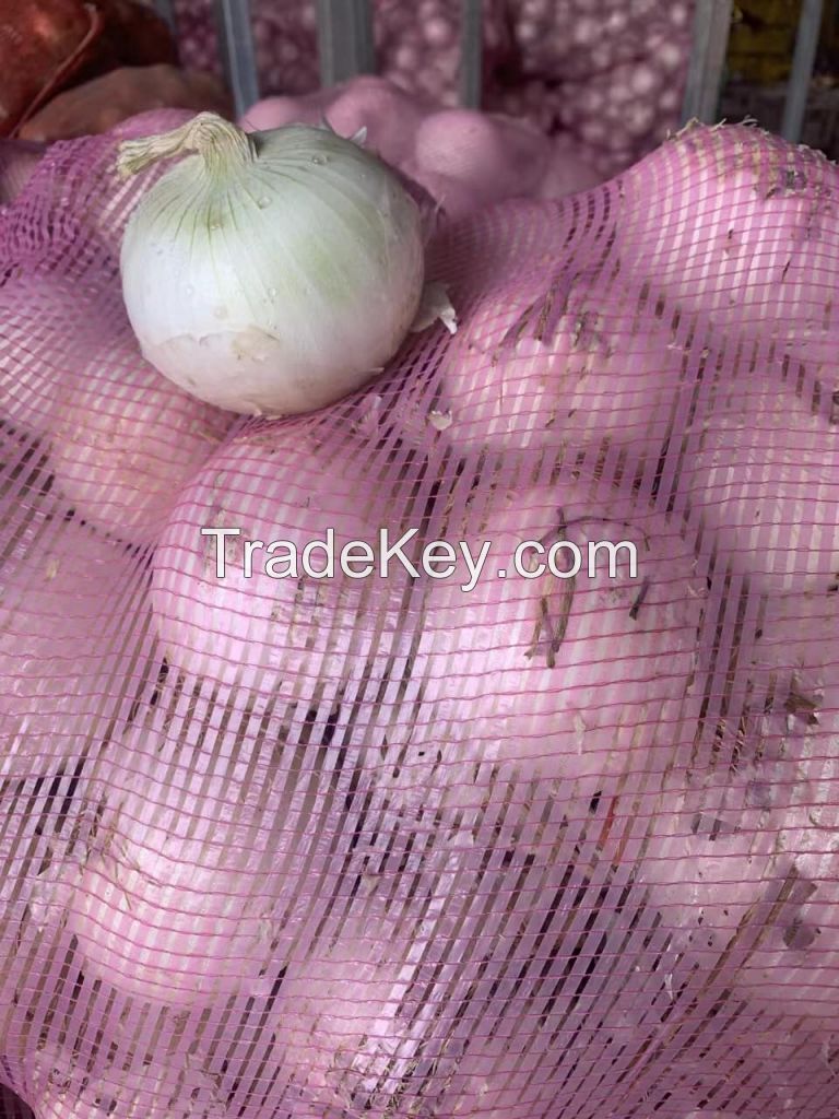Red and white Onions