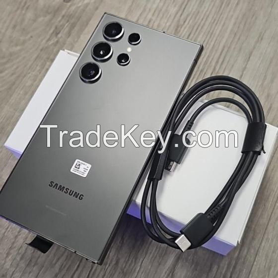 Samsung Galaxy S24 Ultra 256GB AI Titanium Design 200MP Wide Angle Camera