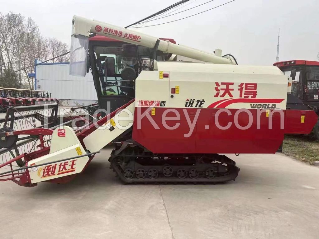 China's second-hand Wode tracked grain combine harvester