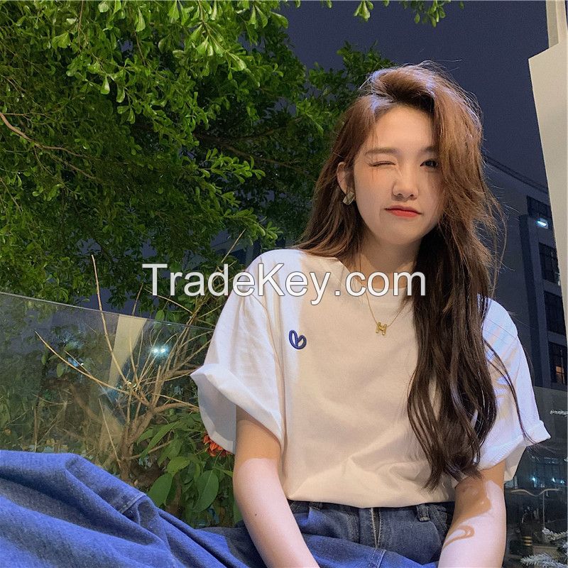 2024 Summer Embroidery Short Sleeve c White New Simple Crew Neck Loose Base Shirt Girls Pullover Top