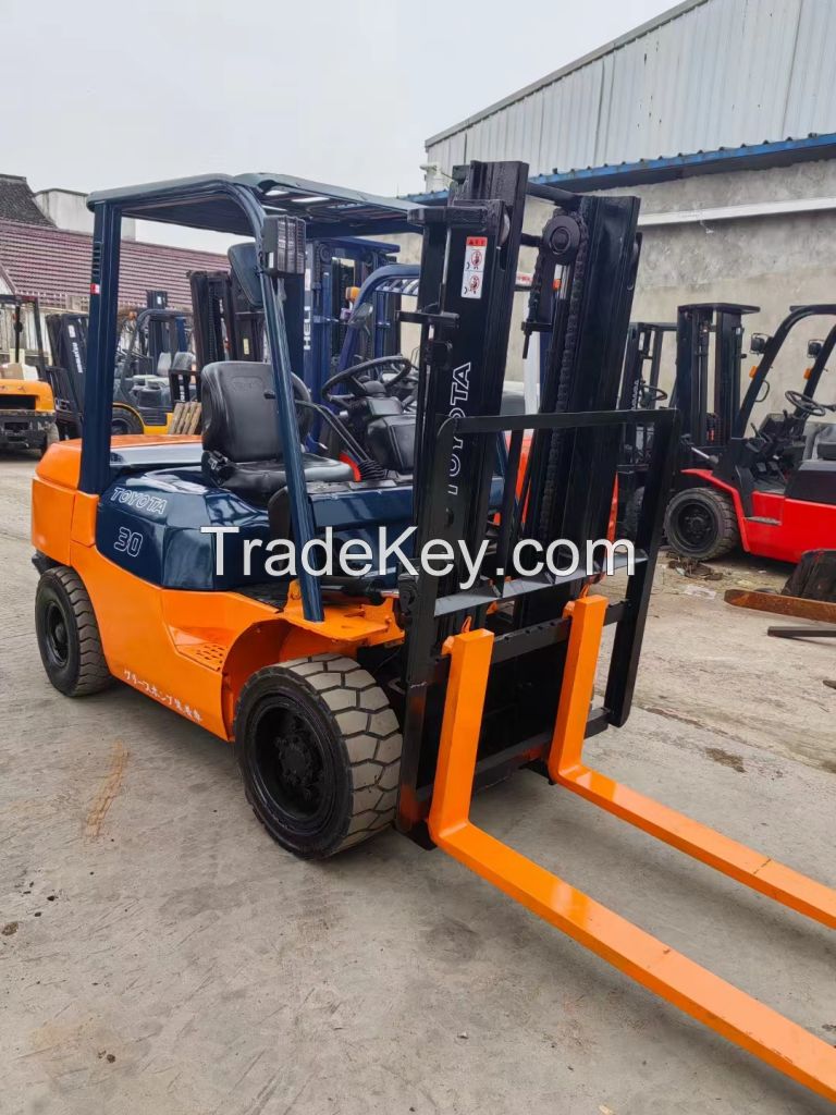 Toyota 3 tons forklift