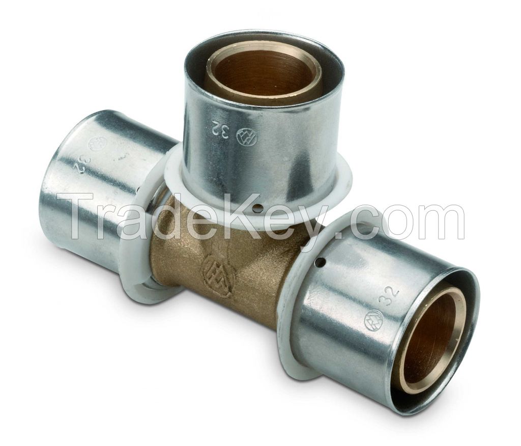 Press fittings for multilayer pipes installation