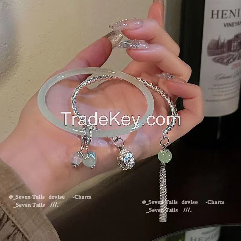 New Chinese style ancient country bells bracelet women's set light luxury niche delicate bracelet high-grade fringe accessories