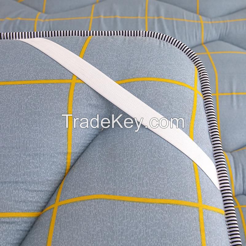Factory wholesale padded student dormitory bunk bed special mattress sanding.