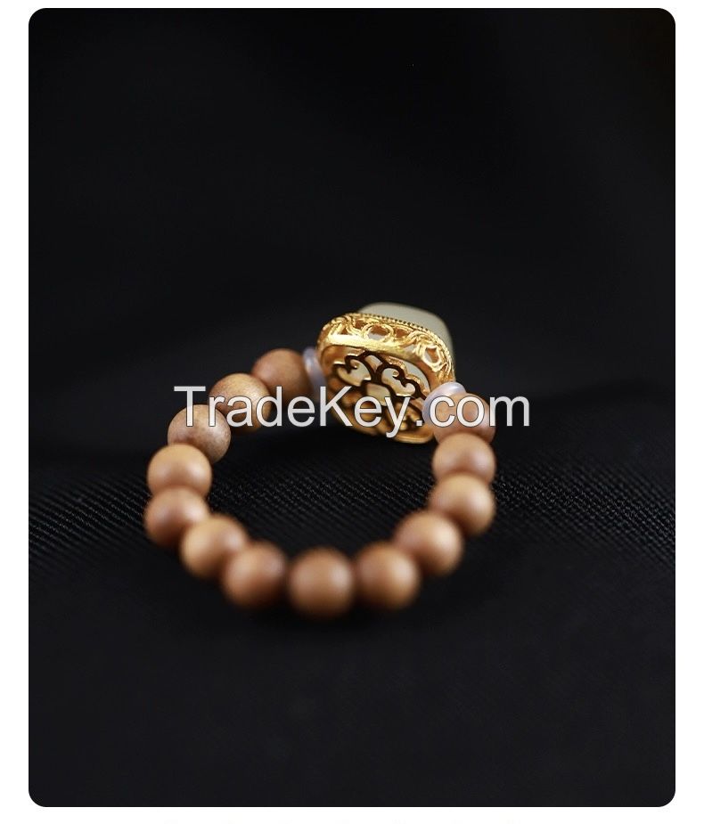 Laosan sandalwood small bead ring ancient style female niche design sense retractable ring and jade hand decoration Chinese style
