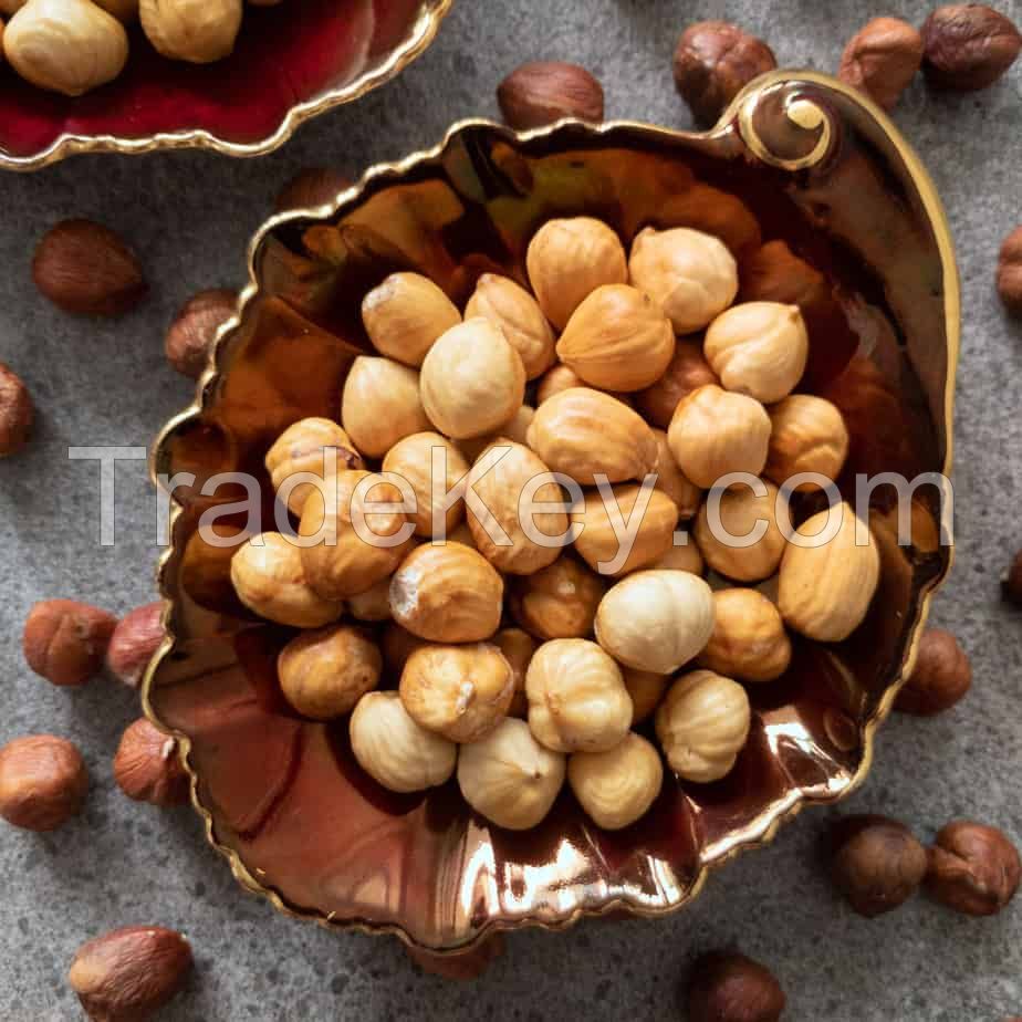 100% natural hazel nuts and ripe hazelnuts without husks