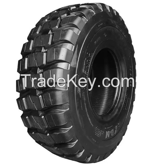 huge tyre long servicing radial Giant OTR tyre