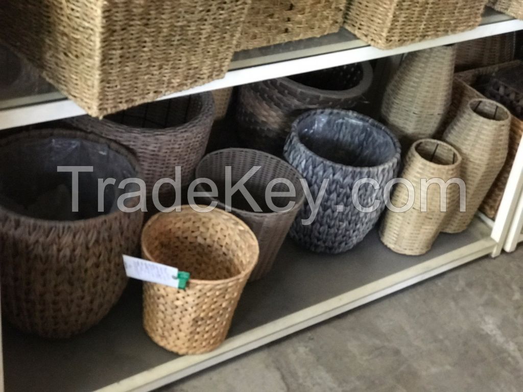 Water hyacinth basket with diversity of shapes