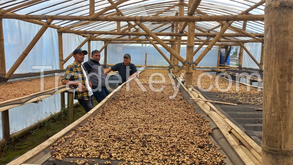 CROP Agropoduction Coffee Products