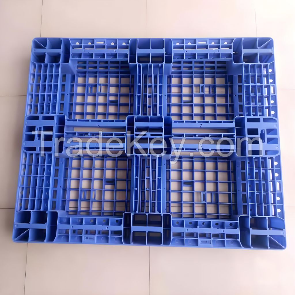 Logistics plastic pallet for sales Tian word plastic  tray Mold with high quality of service