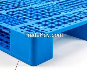 Logistics plastic pallet for sales Tian word plastic  tray Mold with high quality of service