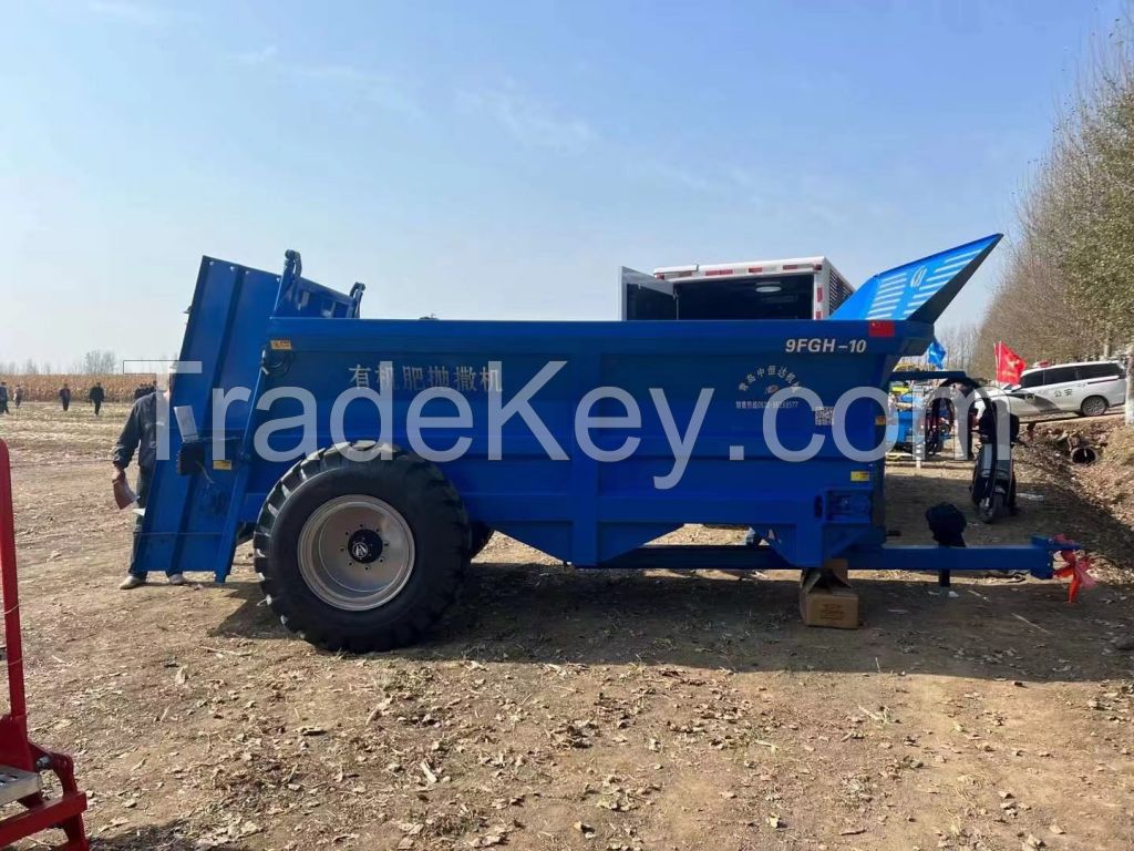 Solid Organic fertilizer manure spreader