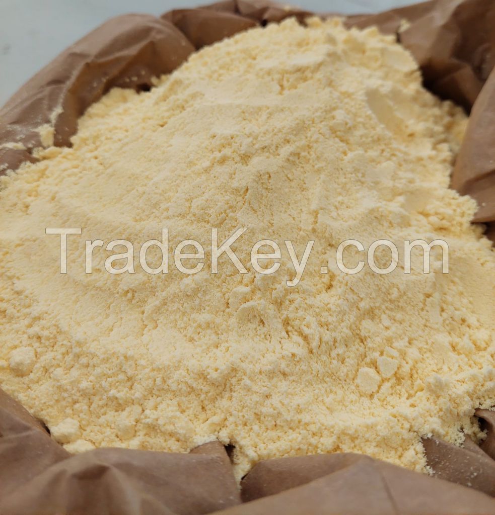 Corn grits, corn flour