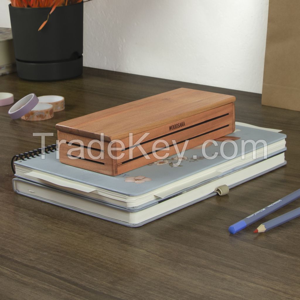 Horizontal Pen Holder with Cover  Cherry