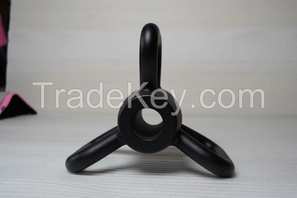 New three handle kettlebell  Can be made according to the requirements of 6-20kg weight, the handle can also be made according to the requirements.