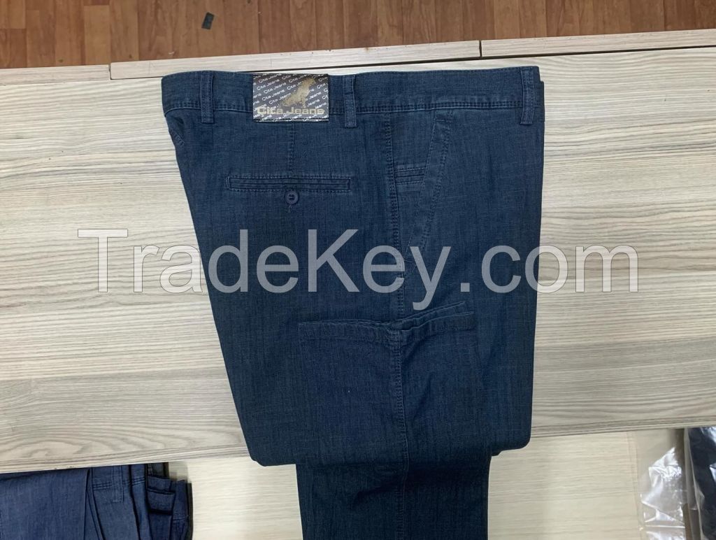 Side pocket jeans