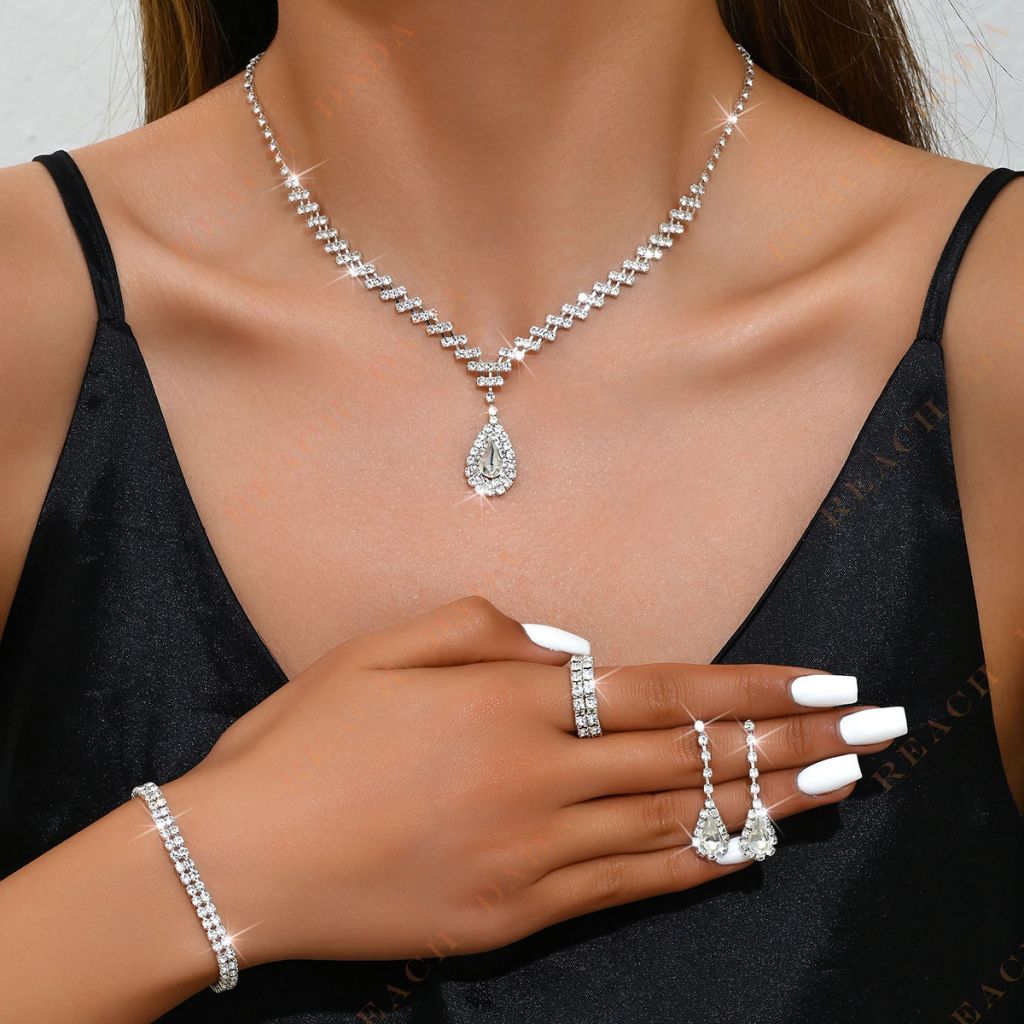 DaDa Fashion Necklace Earrings Bracelet Set Bridal Ring New Four Piece Set Fashion Full Diamond Jewelry