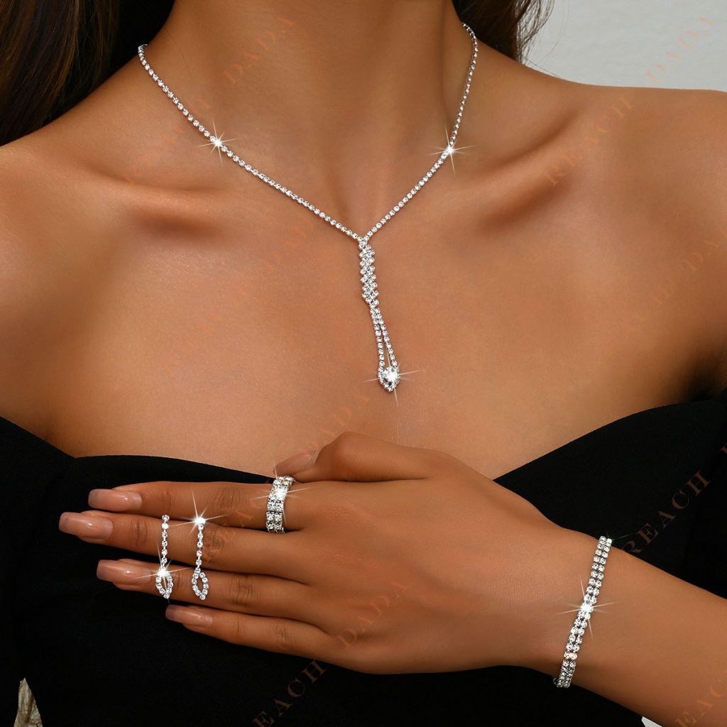 DaDa Fashionable luxury diamond-set pendants necklaces, earrings, bracelets, double-row rings, personality simple bridal accessories set