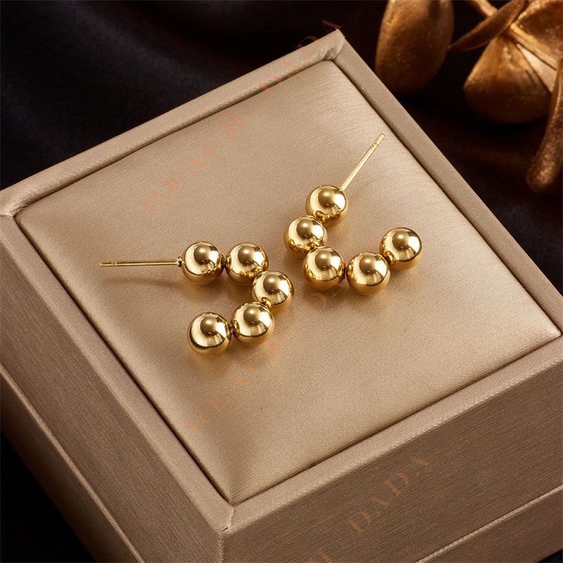 DaDa Popular retro metal simple high-end temperament cold wind titanium steel U-shaped small bead accessories versatile earrings