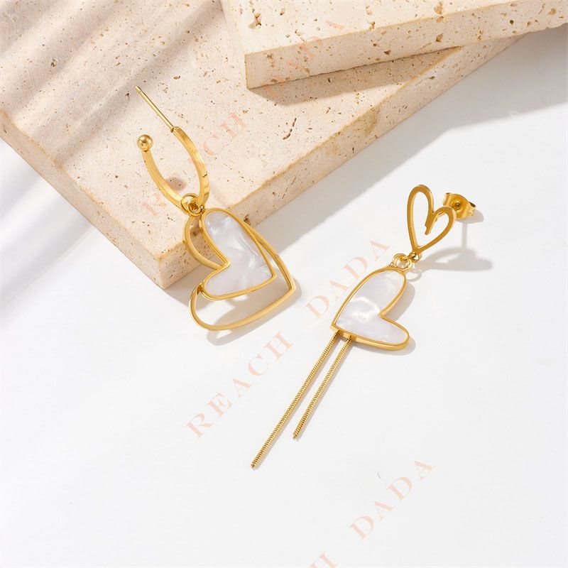 DaDa Fashionable simple temperamental light luxury asymmetrical love chain tassel gold-plated titanium steel earrings