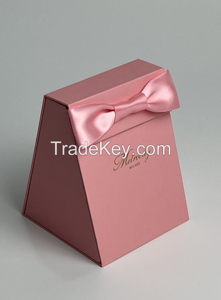 Custom gift box packaging box