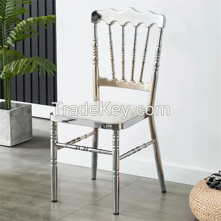 Wholesale Cheap Gold Banquet Event Chiavari Chairs Wedding Tiffany Metal Chairs with Cushion Hotel Meeting Party Dining Chair