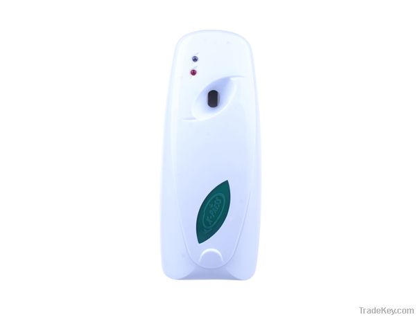 Automatic spray air freshener