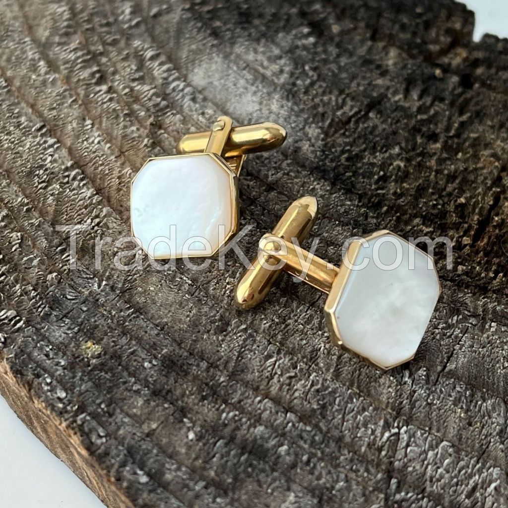 Customized cufflink 