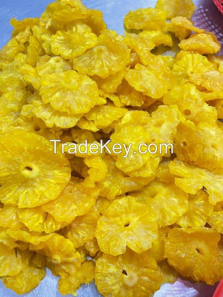 SOFT DRIED PINEAPPLE