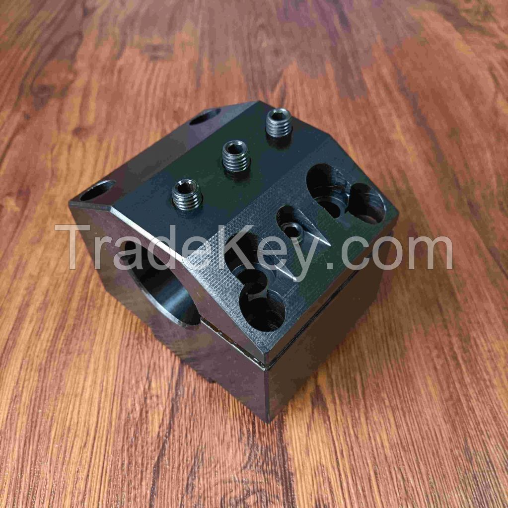 Anti-vibration Clamping Boring Tool Holder for MAZAK CNC QT200, Tightening Tool Post