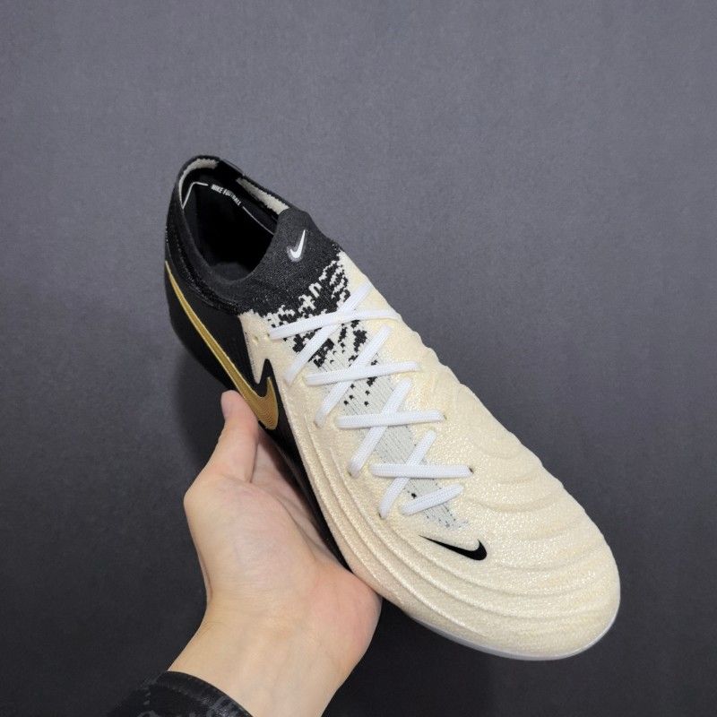 Customize Professional Football Boots Shoes Wholesale High Quality Cheap Price Outdoor Soccer Boots Sneakers nike shoes supplier