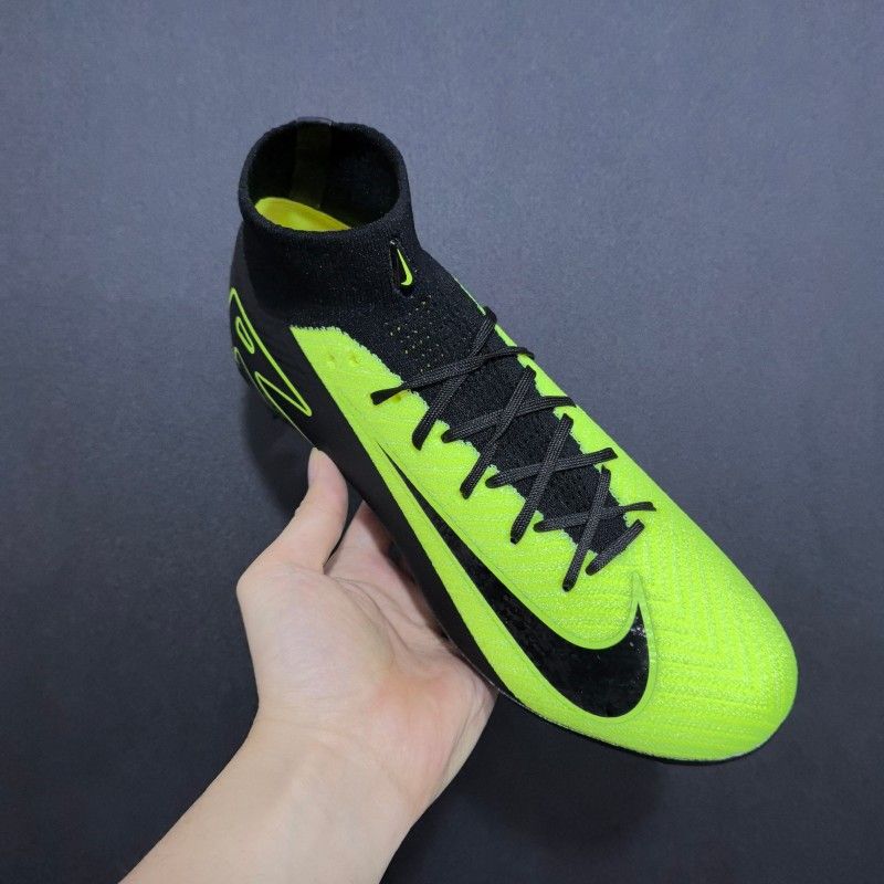 Men's football shoes outdoor anti slip high-quality football shoes