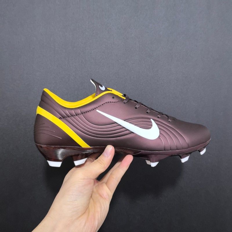 Customize Professional Football Boots Shoes Wholesale High Quality Cheap Price Outdoor Soccer Boots Sneakers nike shoes supplier