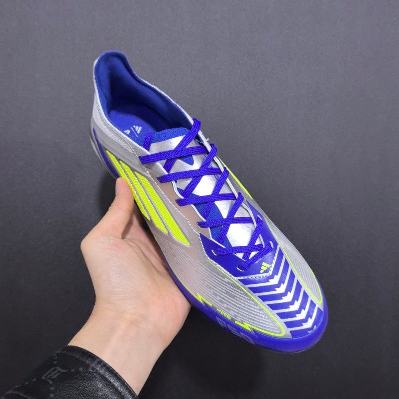 Customize Professional Football Boots Shoes Wholesale High Quality Cheap Price Outdoor Soccer Boots Sneakers nike shoes supplier