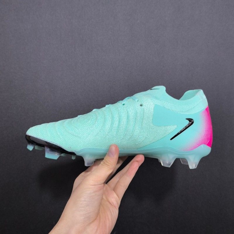 Customize Professional Football Boots Shoes Wholesale High Quality Cheap Price Outdoor Soccer Boots Sneakers nike shoes supplier