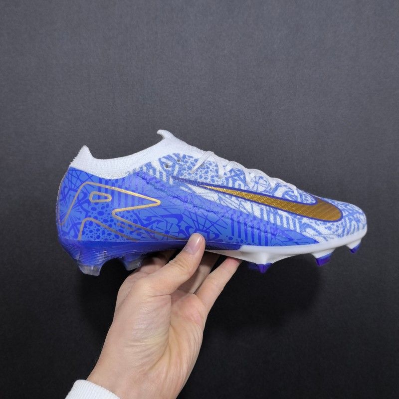 Men's football shoes outdoor anti slip high-quality football shoes