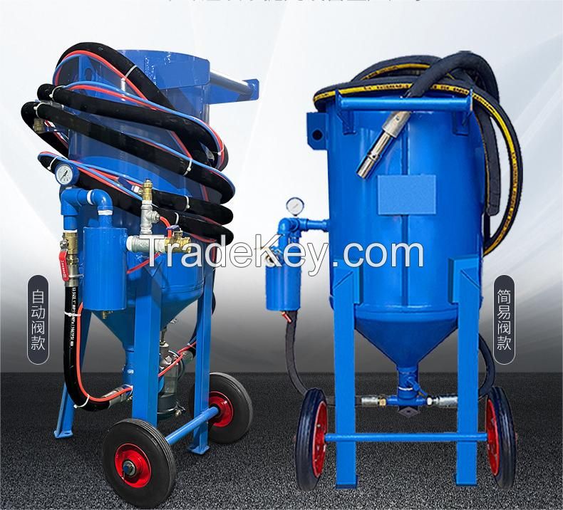 Portable sand blasting machine