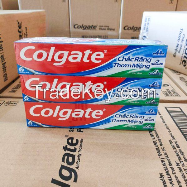 Colgate Strong White Toothpaste 180g