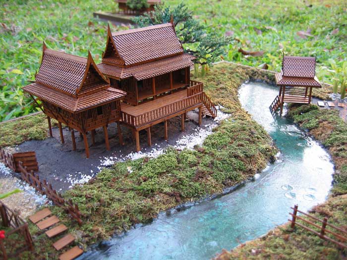 Self-Assemble Thai Traditional House (Model 2)