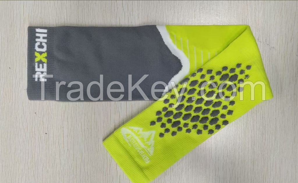 Head straps miter kneelet