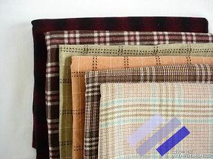 Plaid woolen fabric