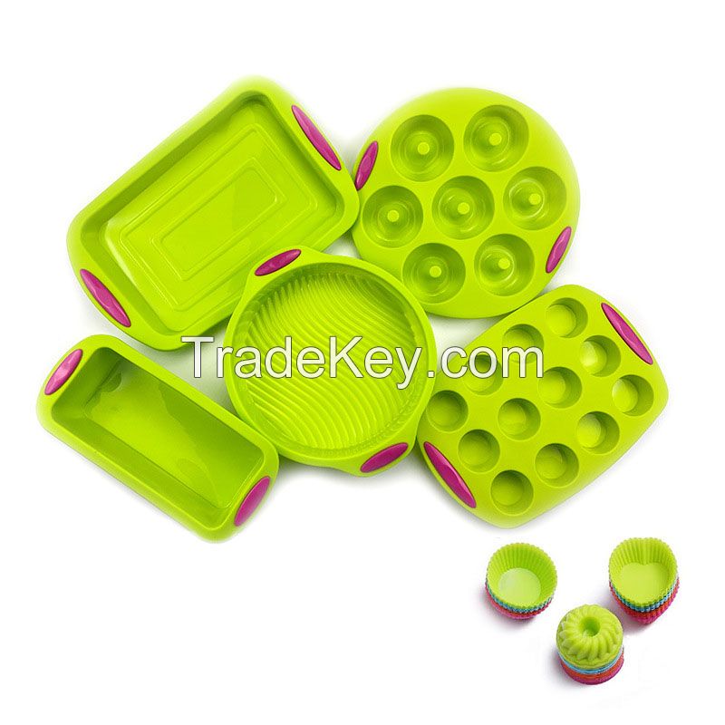 Silicone Cup Cake Mold / Muffin Baking Tray Mold