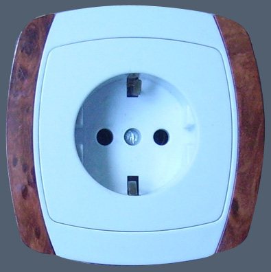 European style socket