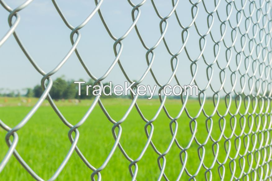 Chain Link Mesh With Galvanised Coating/Chain Link Fence/Hot Dipped Galvanized Chain Link Fencing