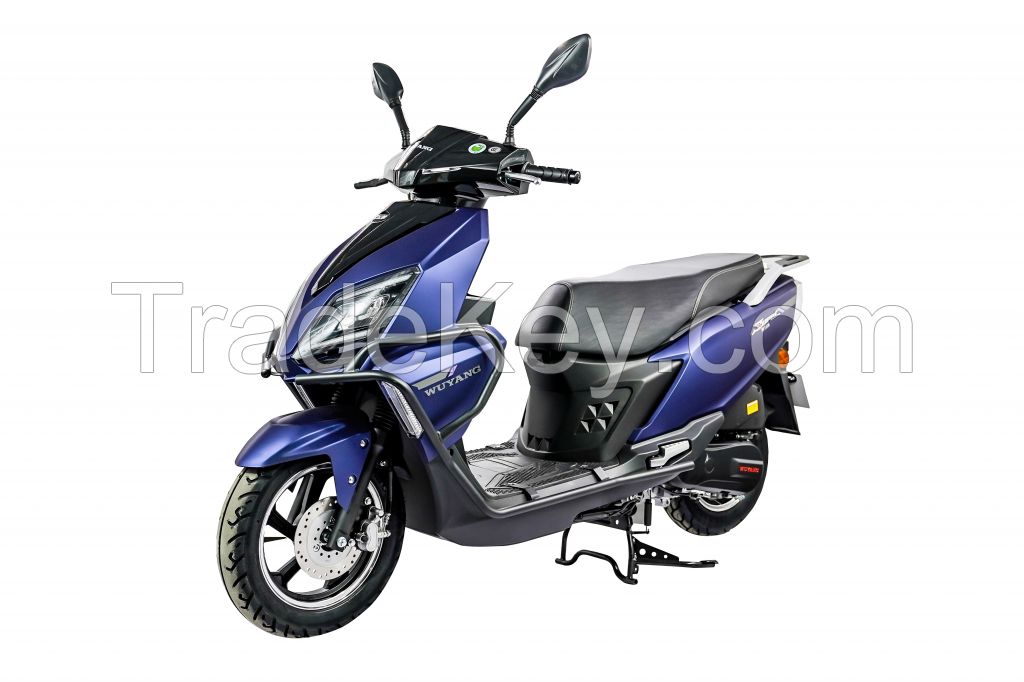 COMFORTABLE DUARABLE SCOOTER  UY