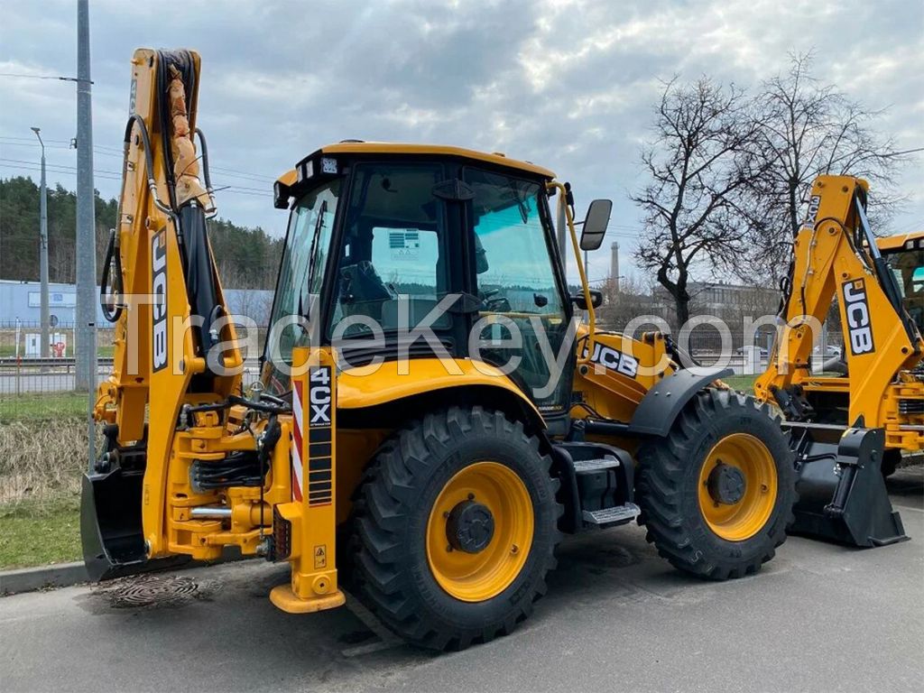 4CX PRO Backhoe Loader