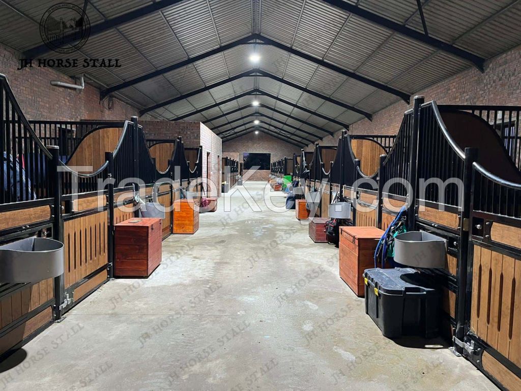 Power Coated Surface Equine Products Horse Stall Equestrian Equipment Bamboo External equestrian Horse Stable 