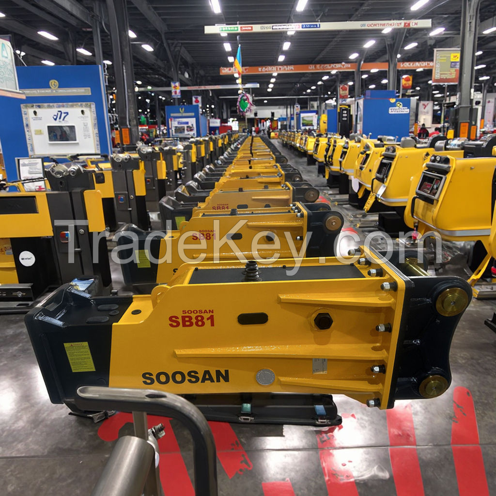 SOOSAN SB70 BOX TYPE HYDRAULIC BREAKER CRAWLER WHEEL COMPACT GENERAL PURPOSE EXCAVATORS FREE SPARES HOSES, CHISELS TOOL BOX