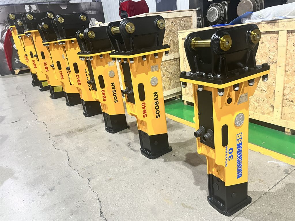 2025 yantai hydraulic breaker  SB 40 for Excavators 4-7 Ton Engine Motor Core Components for Loader
